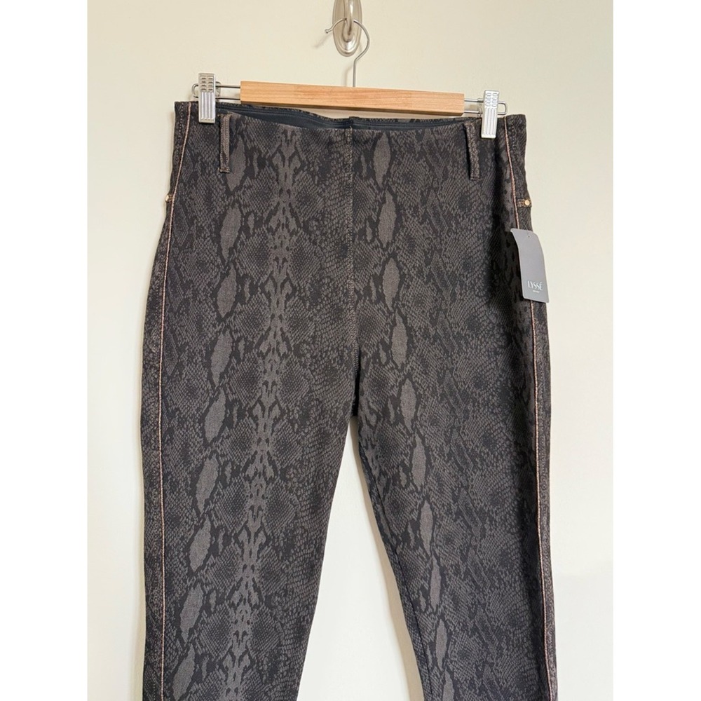 Lysse NY Snake Print Knit Denim Pants Size L NWT Smoothing Waist Stretch Pull-On - Picture 5 of 12